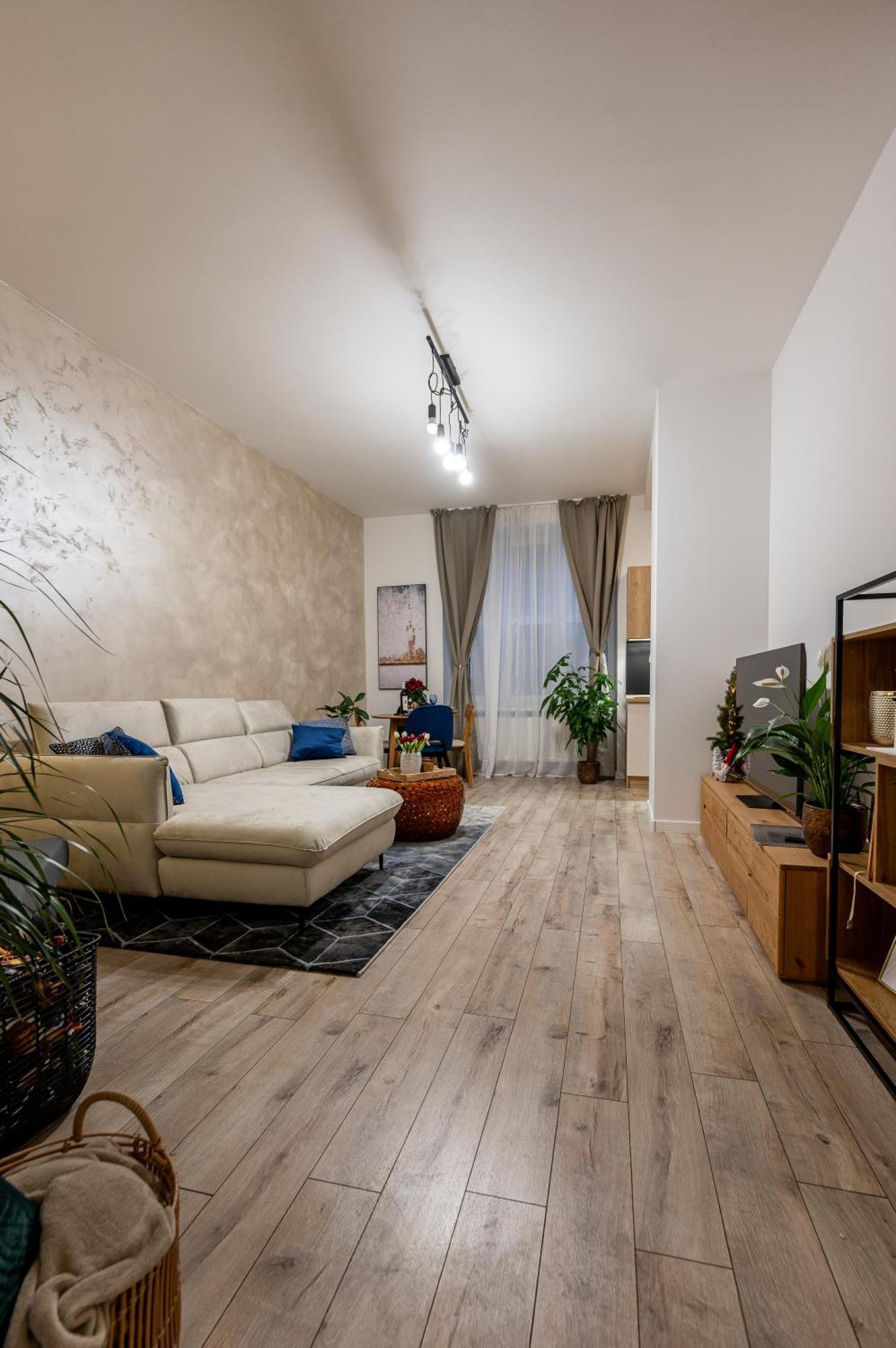 Apartment Garbo 3 Bedroom Centrum Very New Kosice